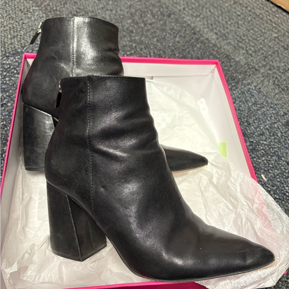 Vince Camuto Benedie Ankle Boots